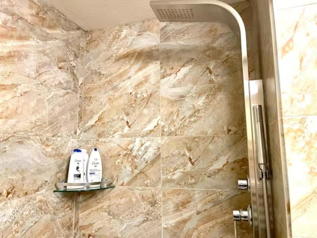 Falcon Crest Lodge 1 Bedroom Condo With Gym & Hot-Tubs & Mountain View Кенмор Екстер'єр фото