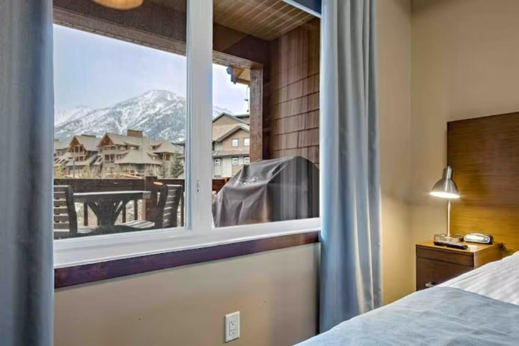 Falcon Crest Lodge 1 Bedroom Condo With Gym & Hot-Tubs & Mountain View Кенмор Екстер'єр фото